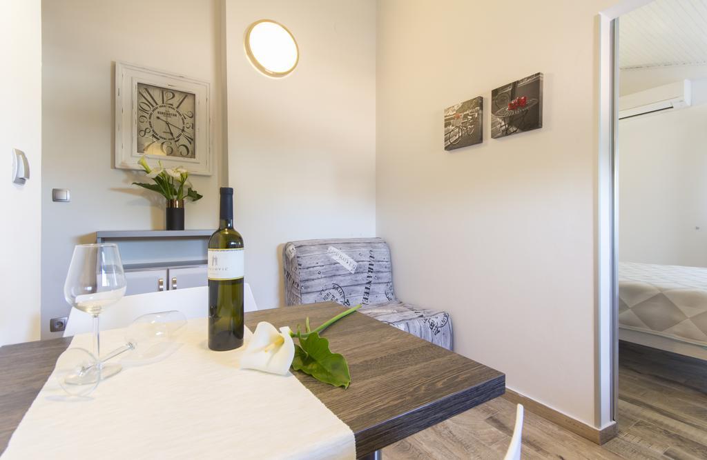 Alison Apartments 普莱曼图拉 外观 照片