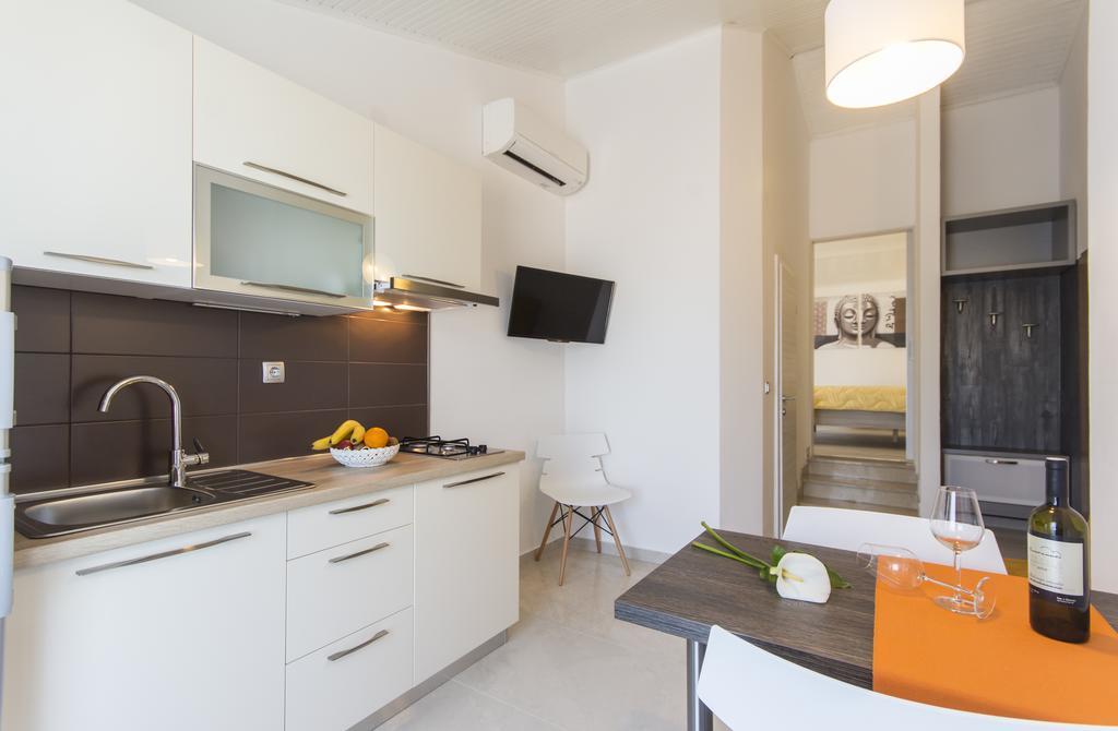 Alison Apartments 普莱曼图拉 外观 照片