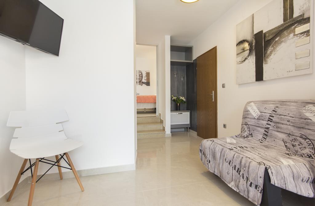 Alison Apartments 普莱曼图拉 外观 照片