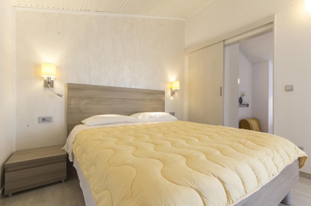 Alison Apartments 普莱曼图拉 外观 照片