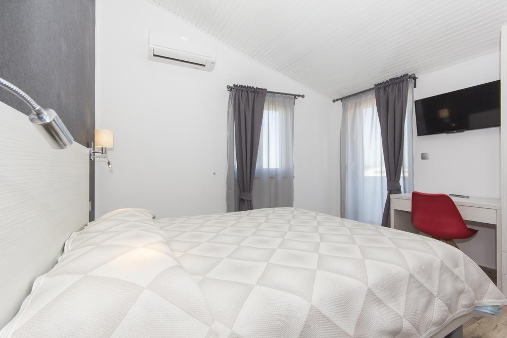 Alison Apartments 普莱曼图拉 外观 照片