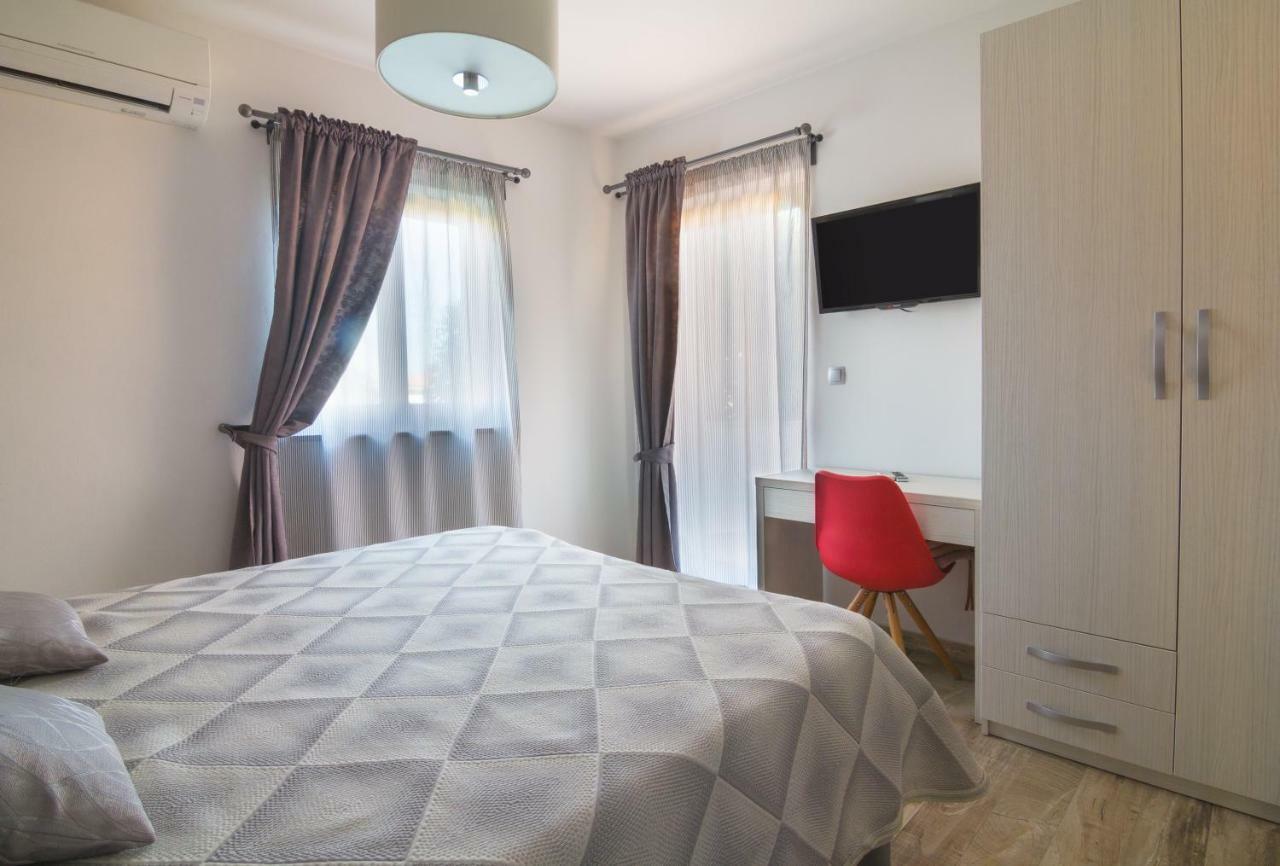 Alison Apartments 普莱曼图拉 外观 照片